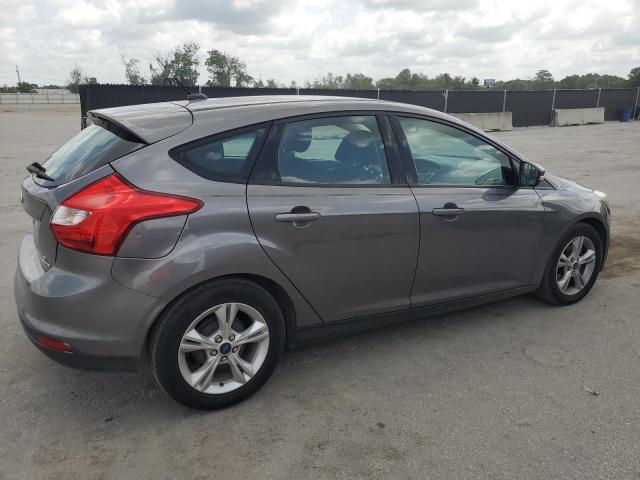 Hatchbacks FORD FOCUS 2014 Szary
