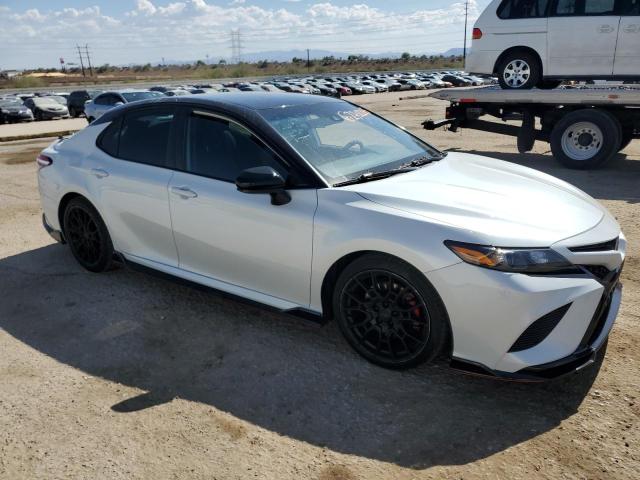  TOYOTA CAMRY 2020 Biały