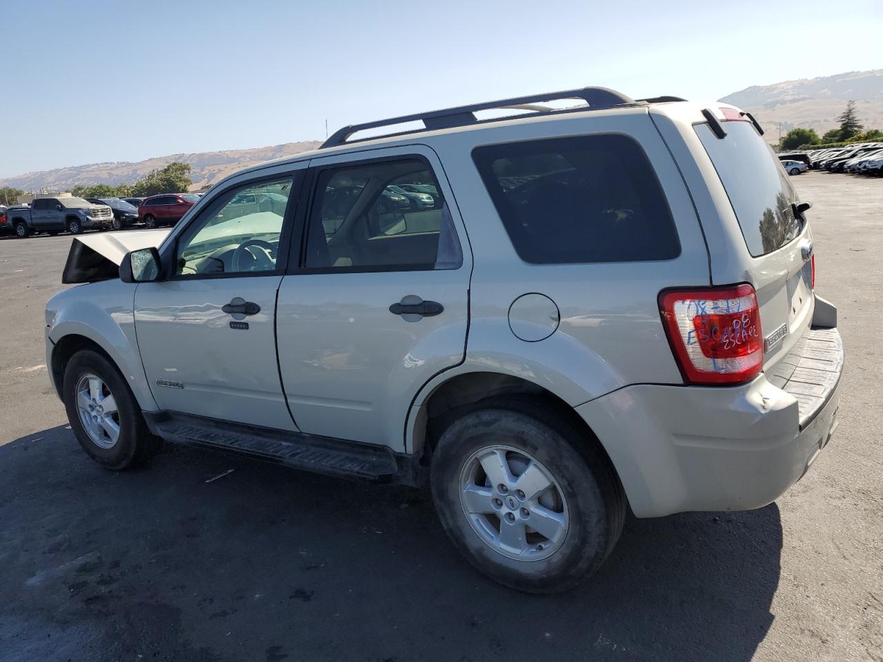 FORD ESCAPE 2008 VIN 1FMCU03Z88KB76589 photo 2
