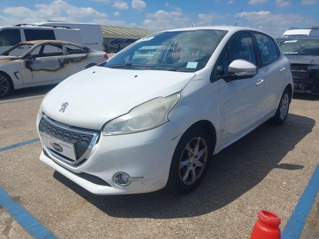 PEUGEOT 208 ACTIVE 2015