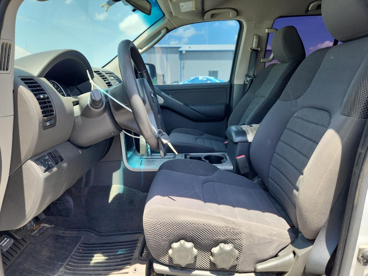2010 Nissan Pathfinder S VIN: 5N1AR1NN3AC628327 Lot: 61051365