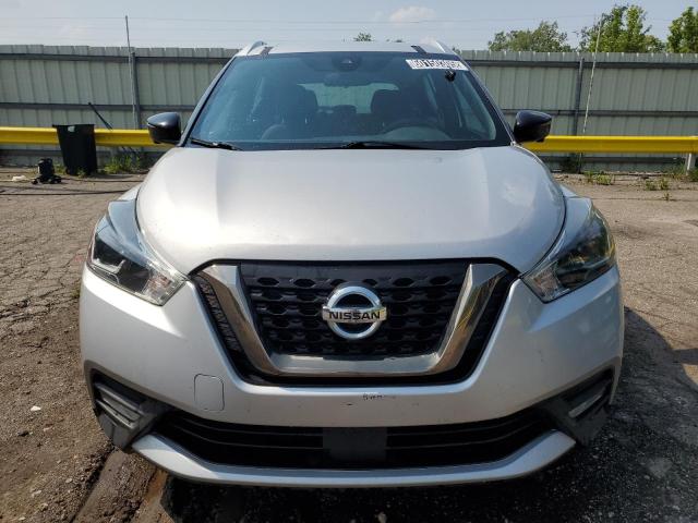  NISSAN KICKS 2020 Srebrny