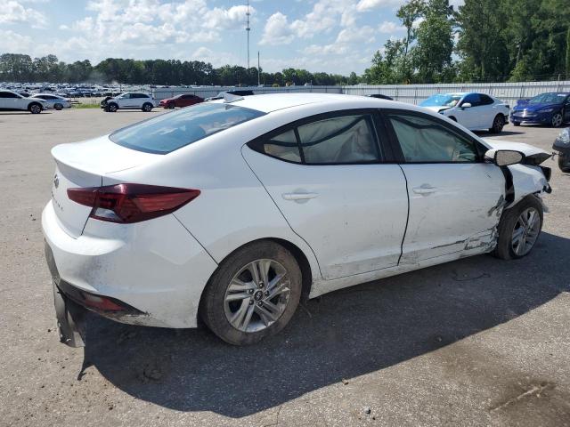  HYUNDAI ELANTRA 2020 Белы