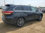 2017 Toyota Highlander Se   for Sale in Woodhaven, MI - Side