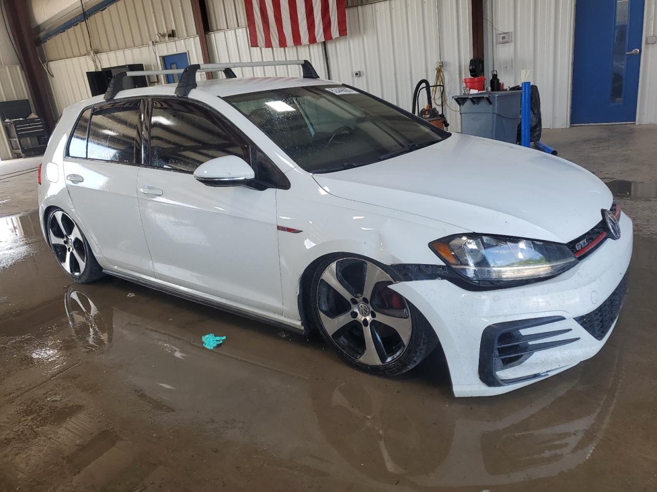 VOLKSWAGEN GTI 2018 VIN 3VW547AU9JM290982 фото 4