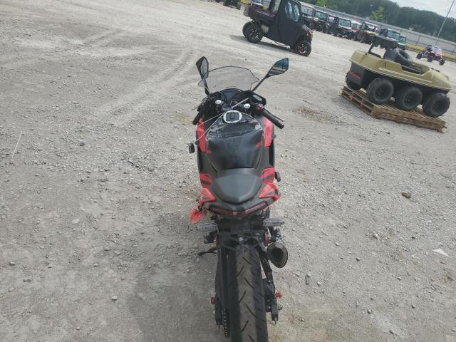  KAWASAKI EX500 A 2024 Чорний