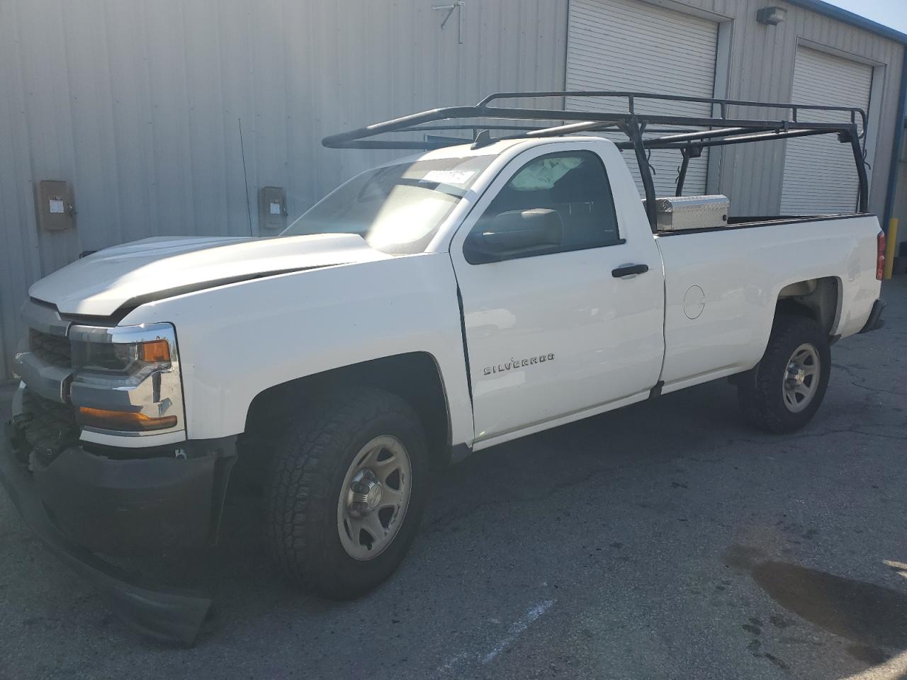 2017 Chevrolet Silverado C1500   продається в Colton, CA - Front End