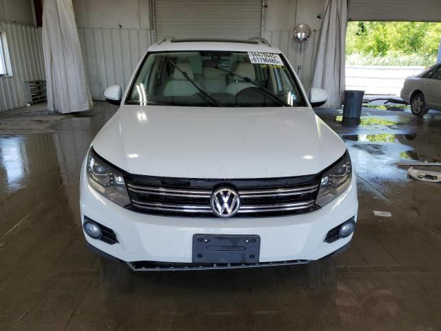 Паркетники VOLKSWAGEN TIGUAN 2016 Белы