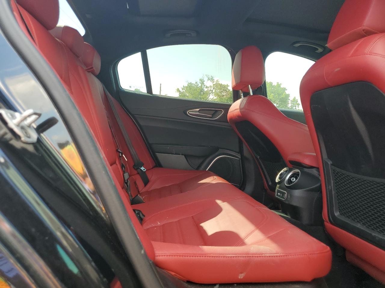 2022 Alfa Romeo Giulia VIN: ZARFANAN5N7657721 Lot: 62094635