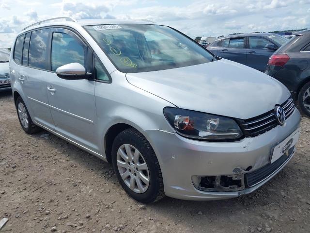 2011 VOLKSWAGEN TOURAN SE