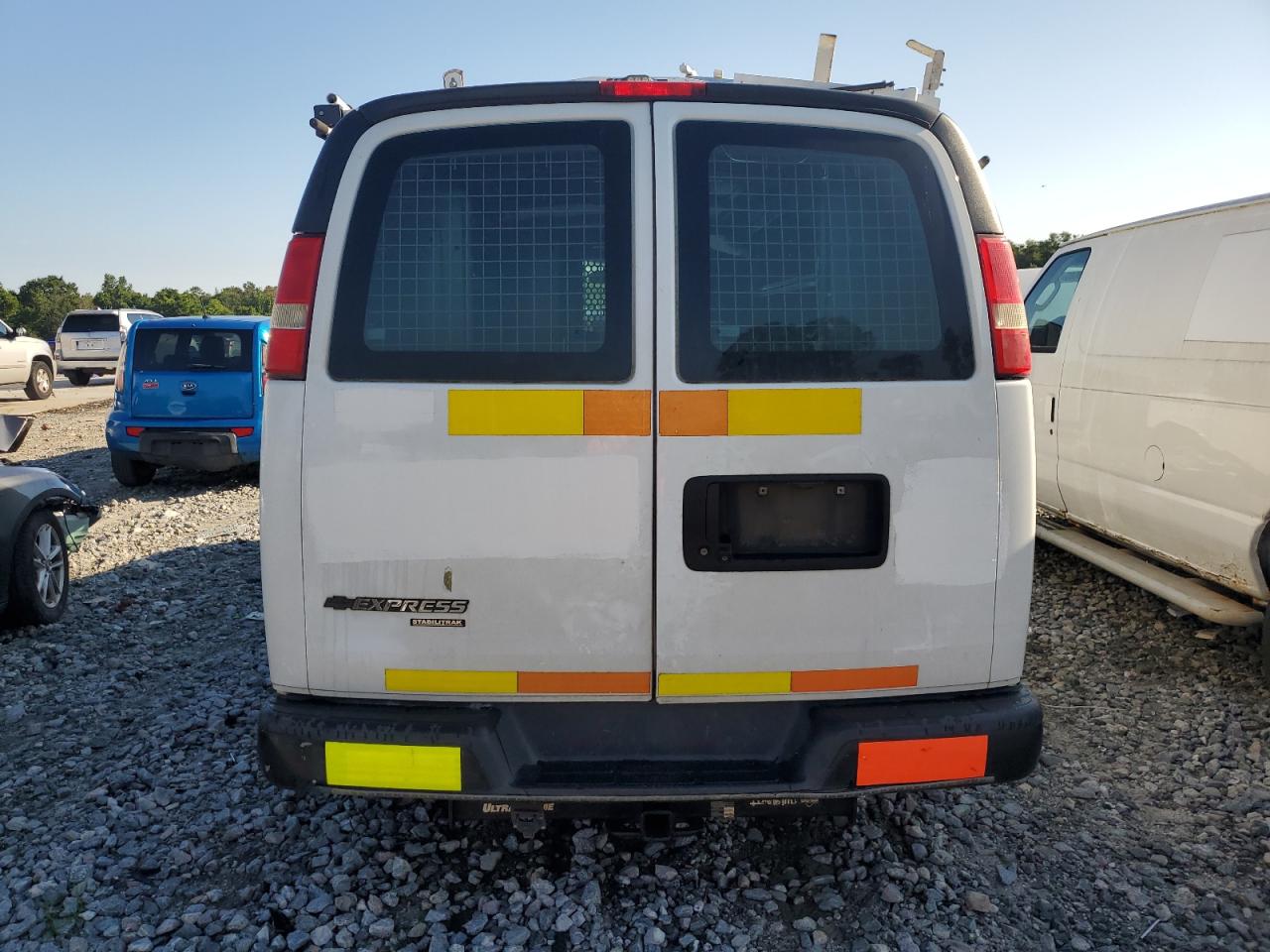 2015 Chevrolet Express G2500 VIN: 1GCWGFCF0F1234005 Lot: 61420205