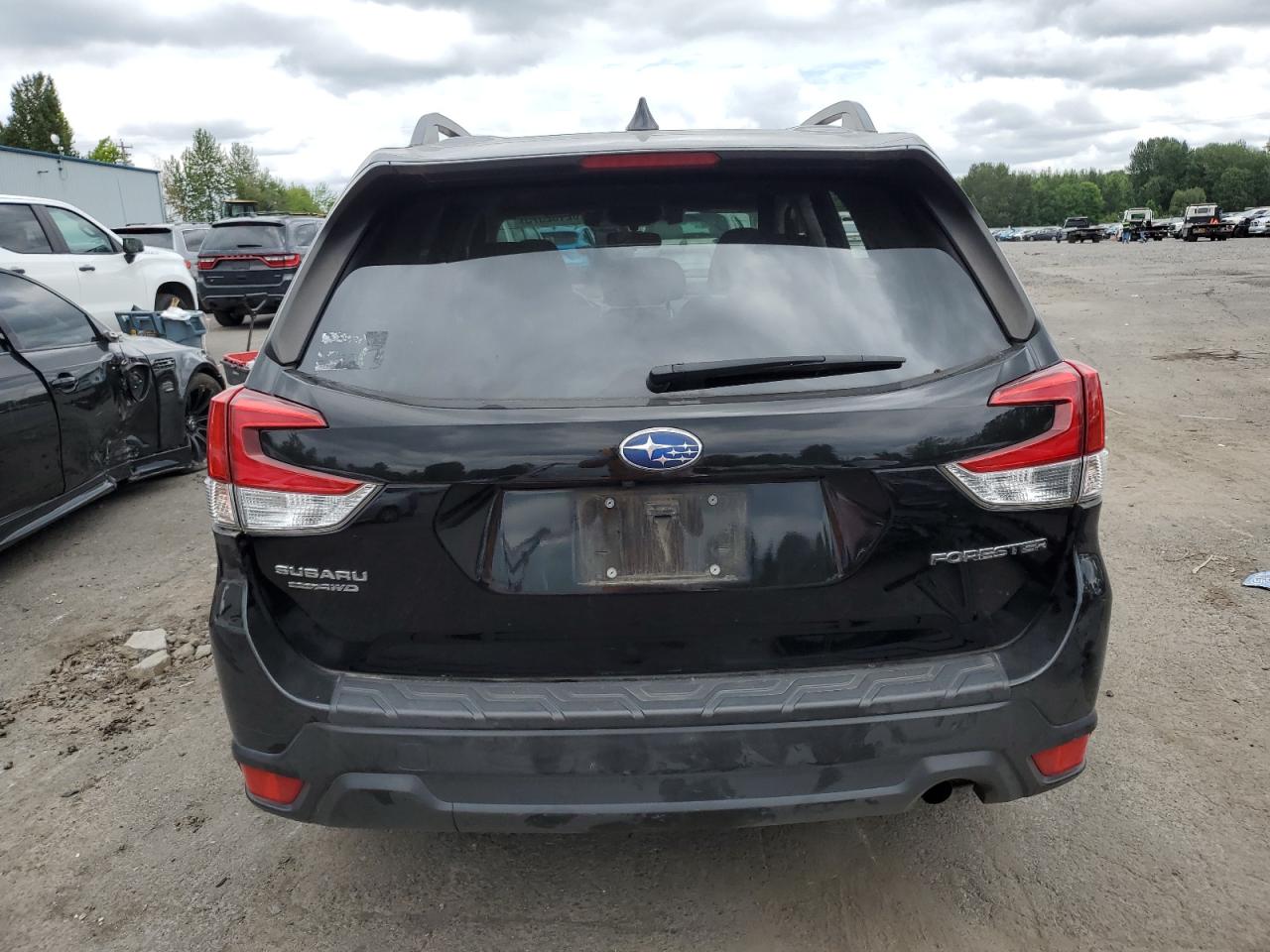 2021 Subaru Forester Premium VIN: JF2SKAJC0MH404992 Lot: 62152375