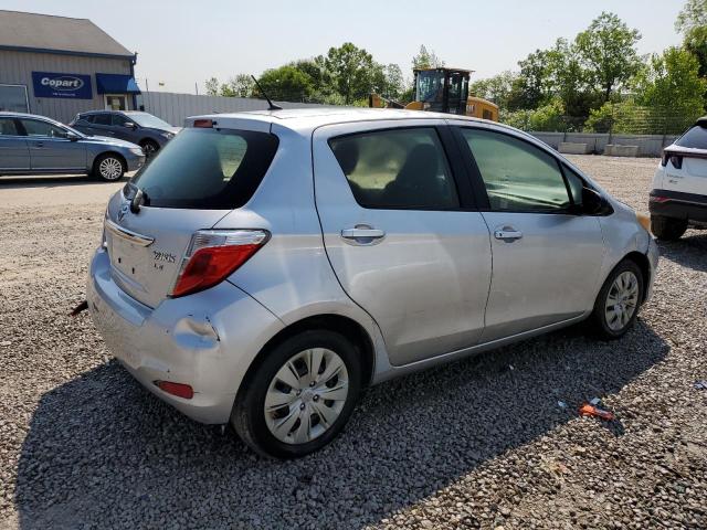  TOYOTA YARIS 2012 Серебристый