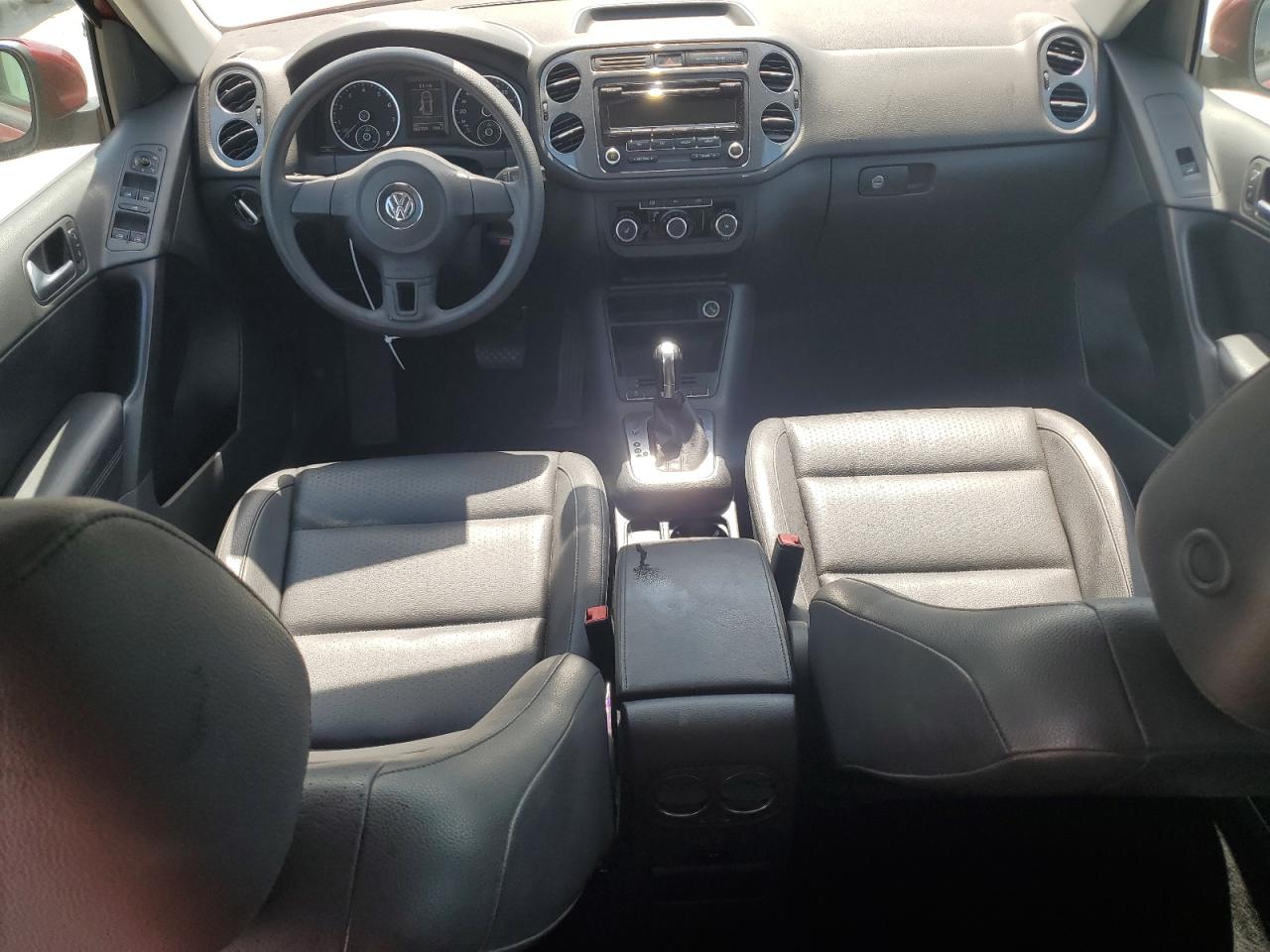 2012 Volkswagen Tiguan S VIN: WVGAV7AX7CW077231 Lot: 62350405