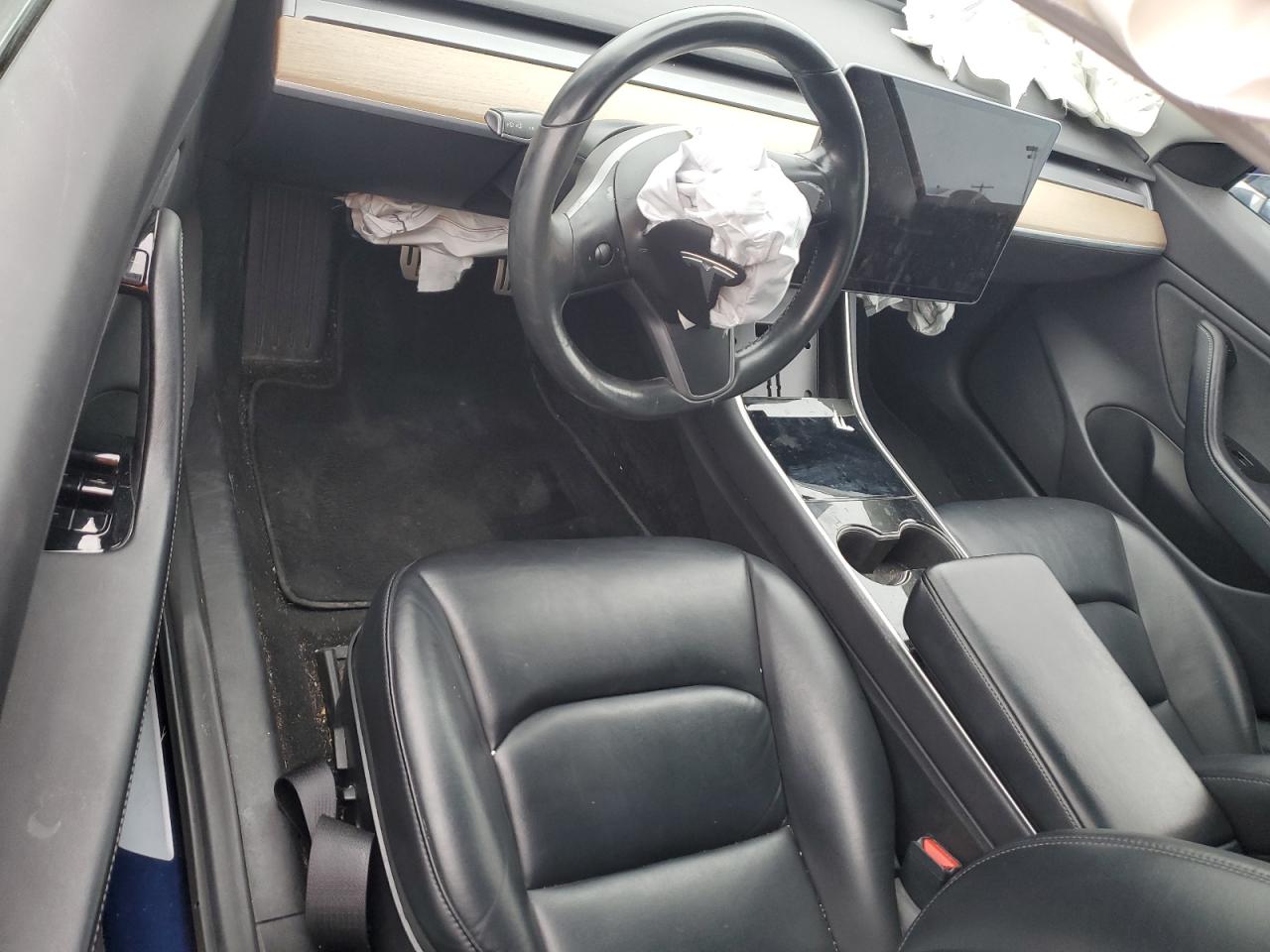 2019 Tesla Model 3 VIN: 5YJ3E1EB2KF237754 Lot: 61087695