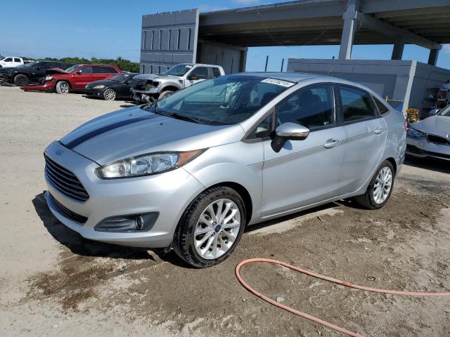  FORD FIESTA 2014 Silver