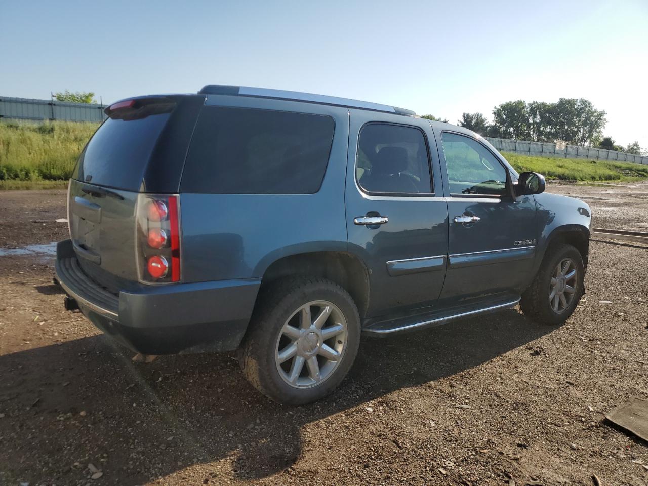 GMC YUKON 2008 VIN 1GKFK63898J134282 photo 3