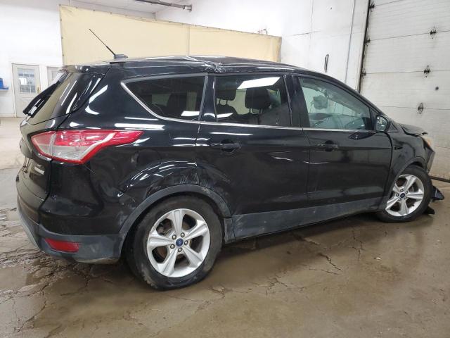  FORD ESCAPE 2016 Черный