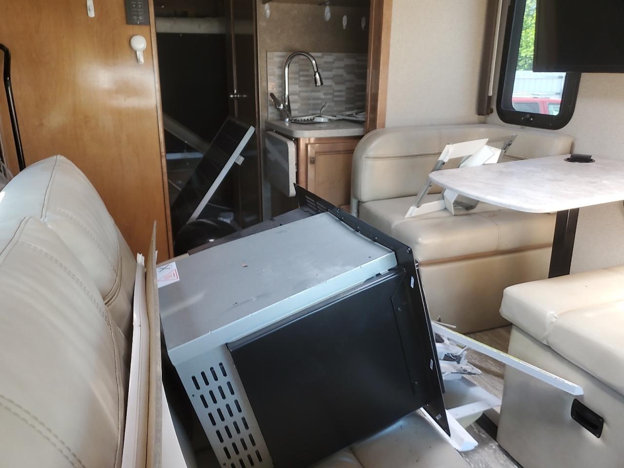 2020 Mercedes-Benz Sprinter 3500/4500 VIN: WDAPF4CD2KN035845 Lot: 57938015