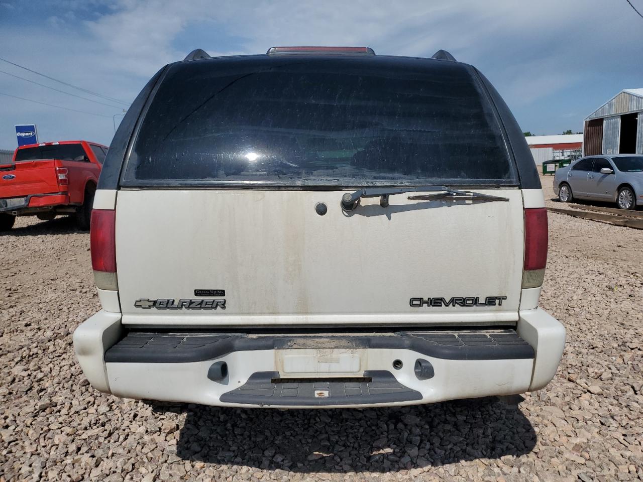 2001 Chevrolet Blazer VIN: 1GNDT13W31K260372 Lot: 60801615
