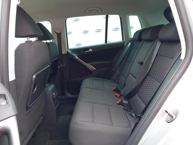 2009 VOLKSWAGEN TIGUAN SE