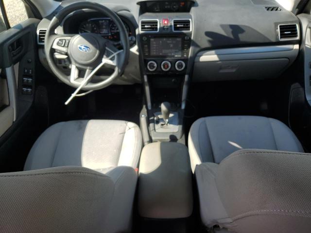  SUBARU FORESTER 2018 Зеленый