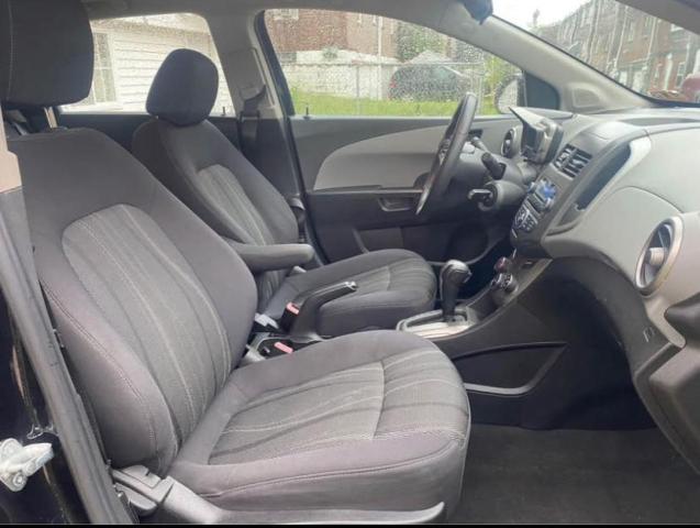 Hatchbacks CHEVROLET SONIC 2013 Black