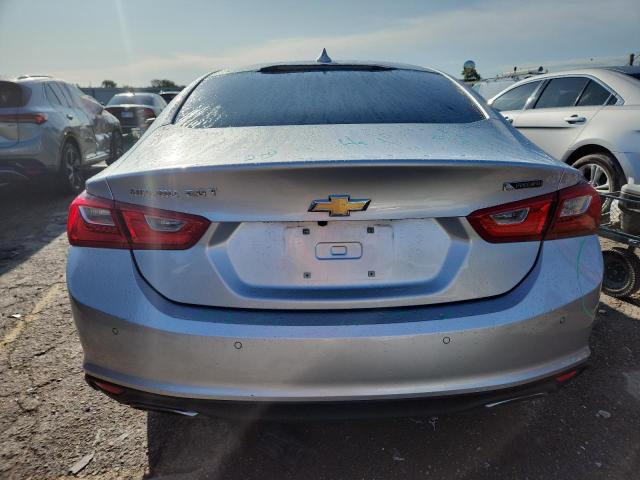 Sedans CHEVROLET MALIBU 2017 Silver