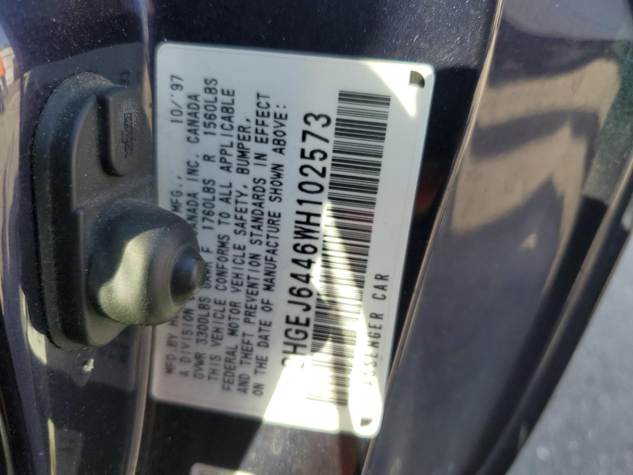 1998 Honda Civic Dx VIN: 2HGEJ6446WH102573 Lot: 60749025