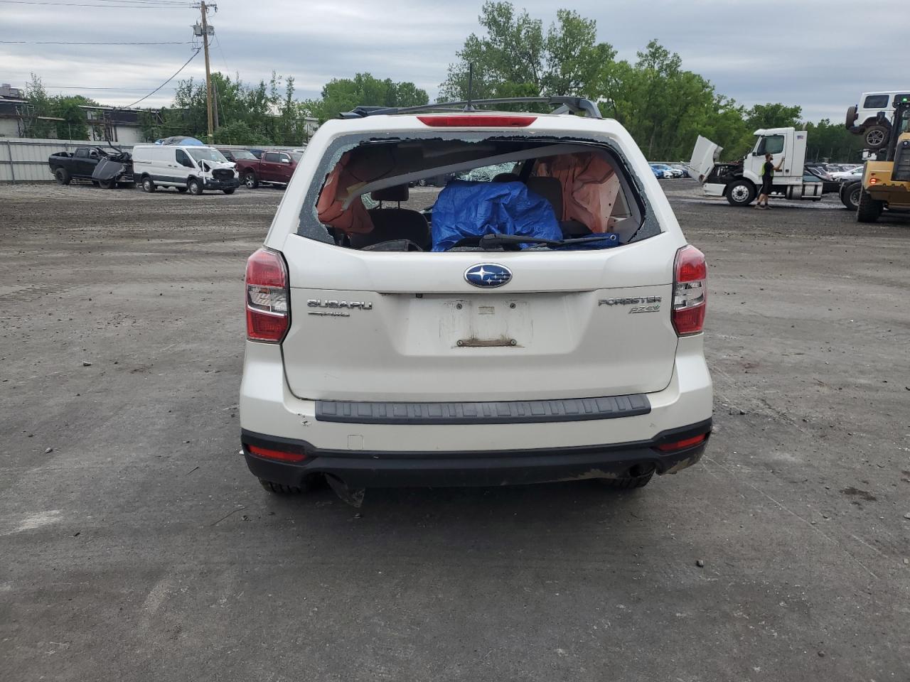 2015 Subaru Forester 2.5I VIN: JF2SJABC5FH435675 Lot: 62206125