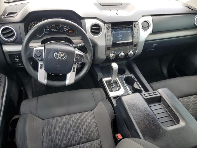  TOYOTA TUNDRA 2018 Silver