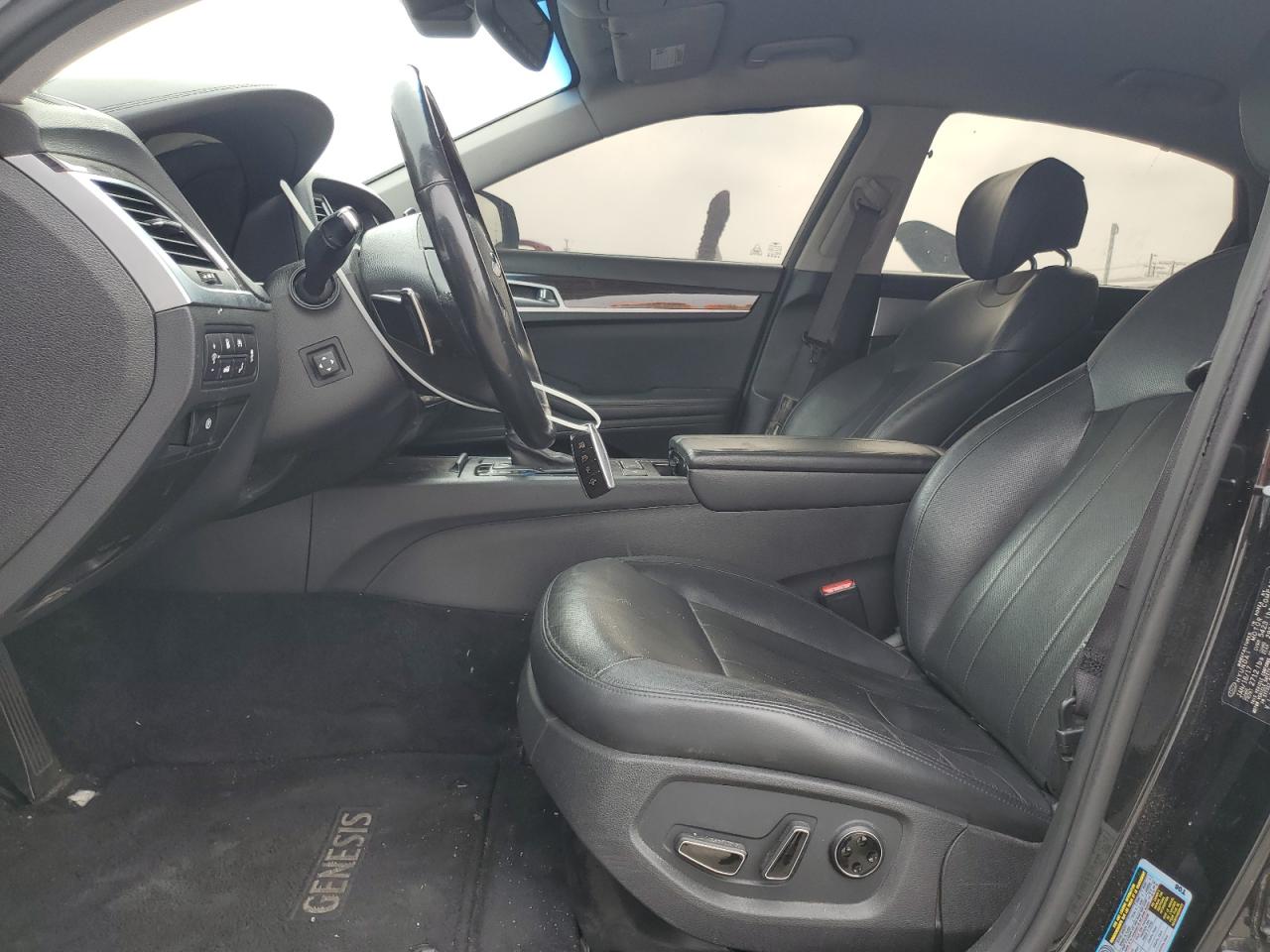2018 Genesis G80 Base VIN: KMHGN4JE0JU215711 Lot: 60092035