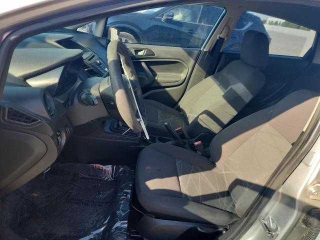 Hatchbacks FORD FIESTA 2015 Srebrny