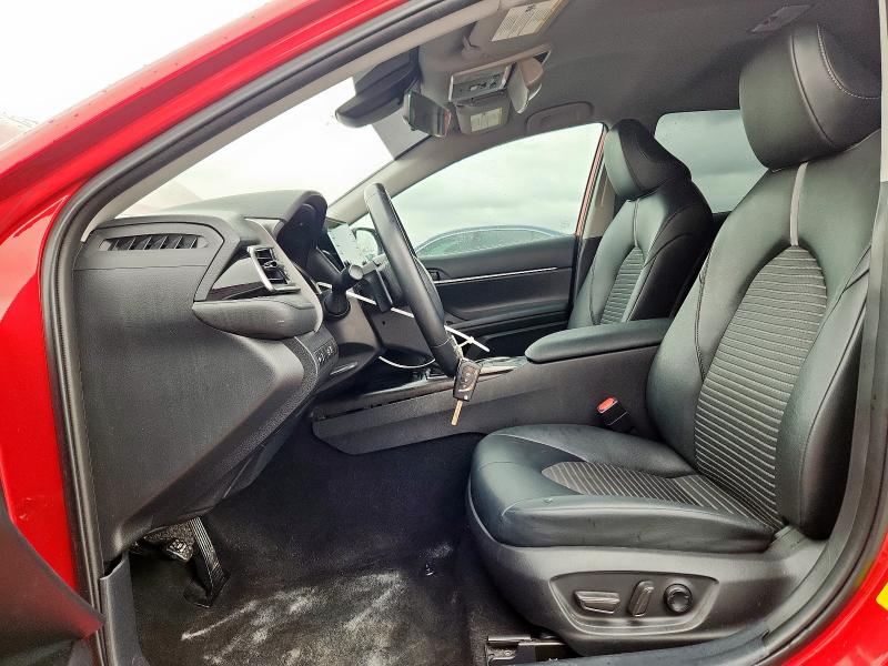  TOYOTA CAMRY 2022 Red
