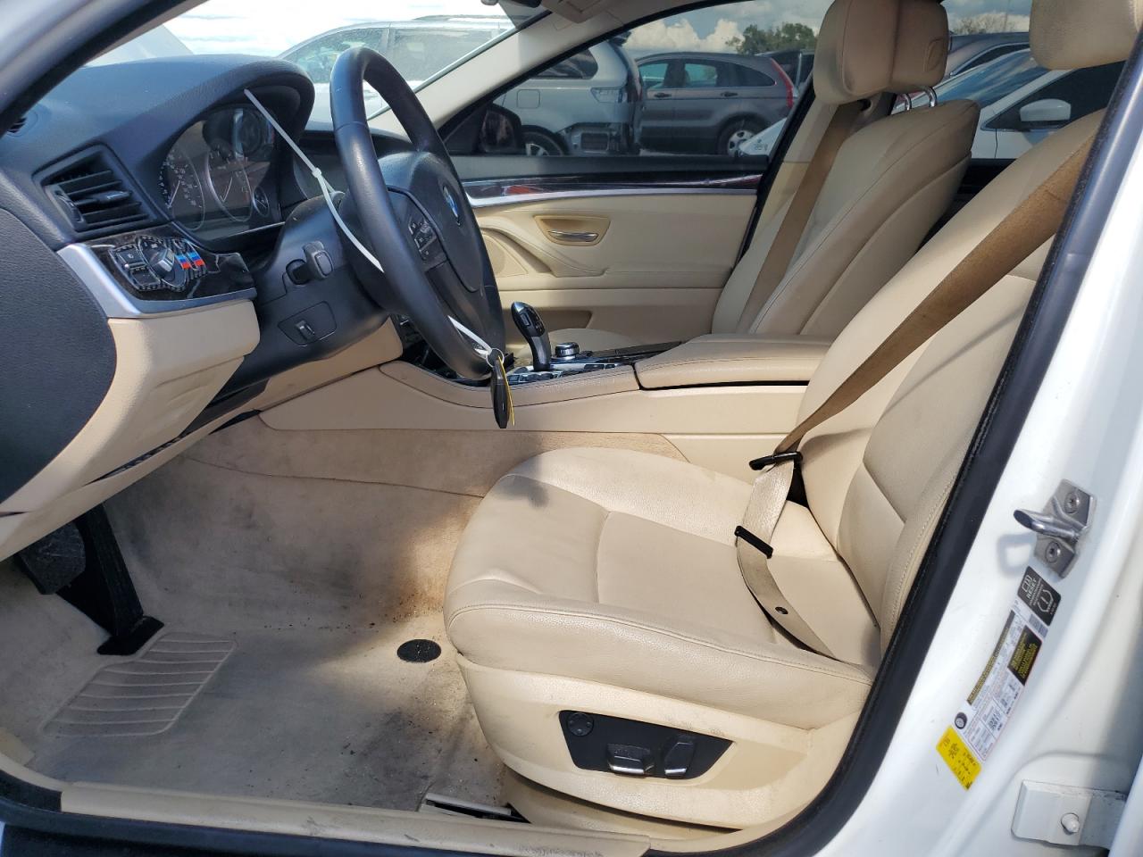 BMW 5 SERIES 2013 VIN WBAXG5C55DD232118 фото 7