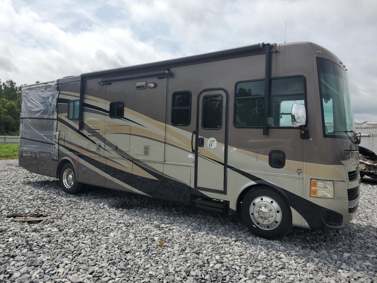 2014 Ford F53 იყიდება Austell-ში, GA - Rear End