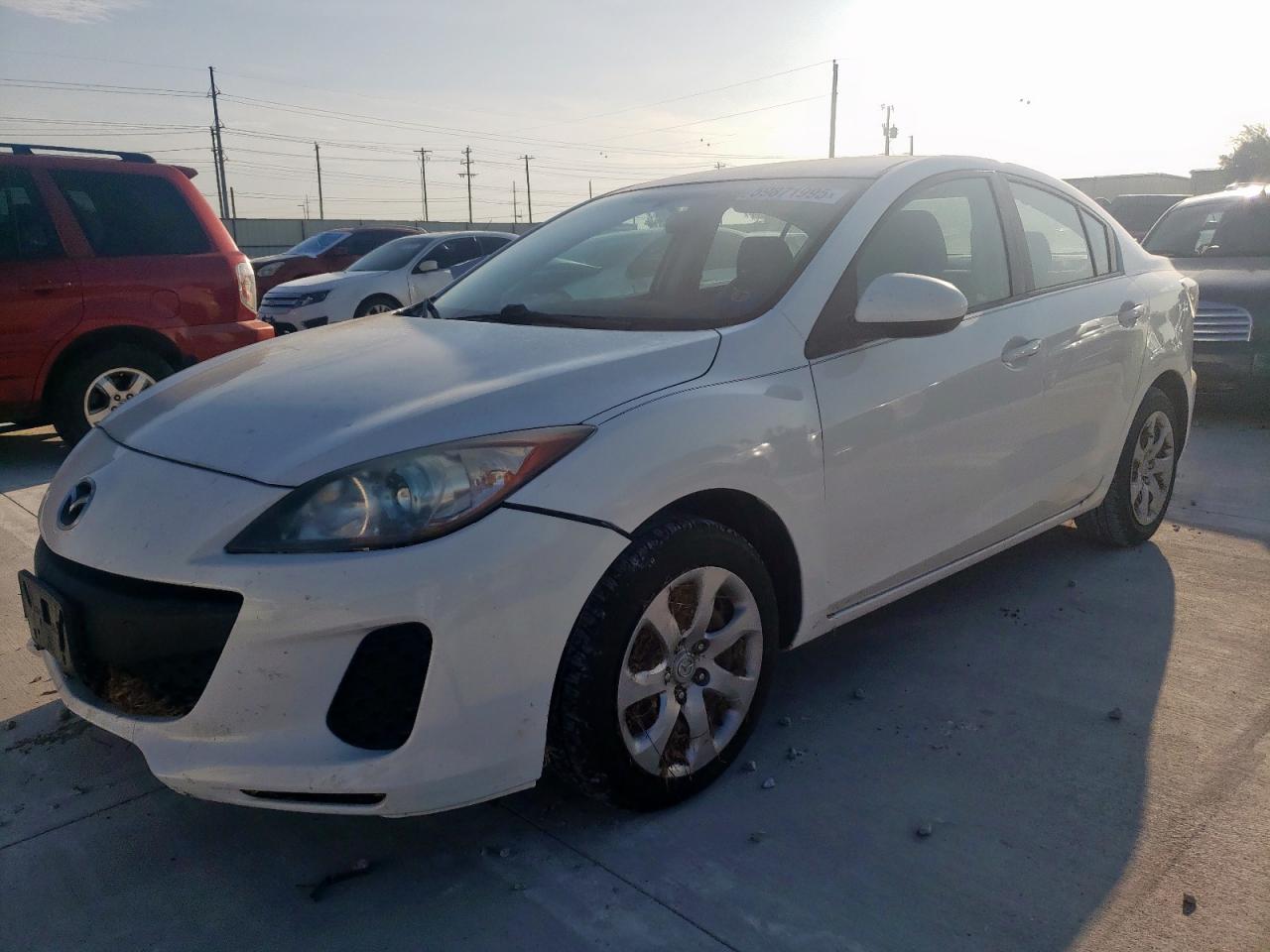 2013 Mazda 3 I