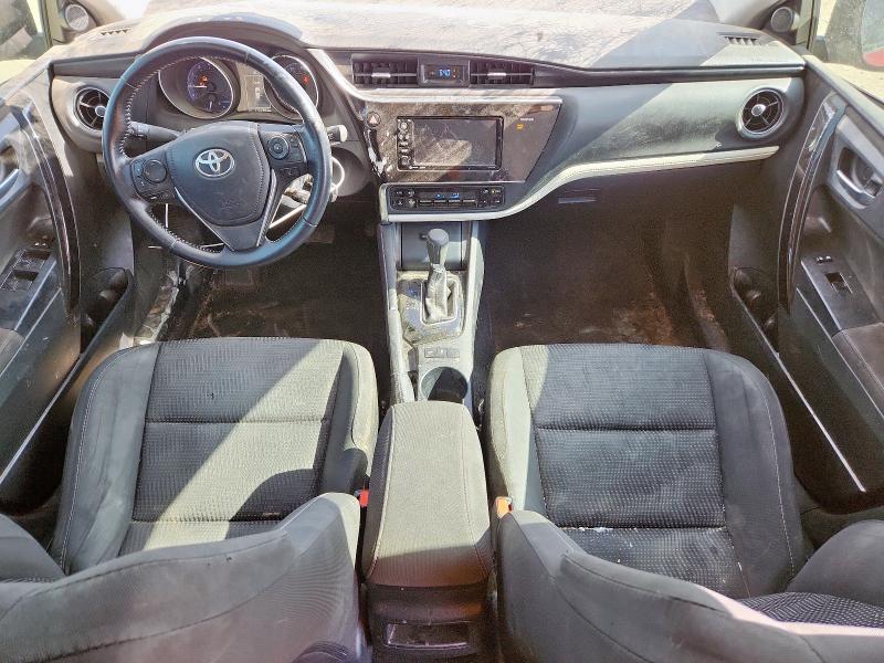  TOYOTA COROLLA 2018 Красный