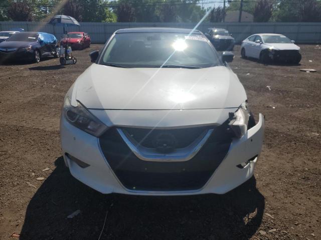  NISSAN MAXIMA 2017 Белы