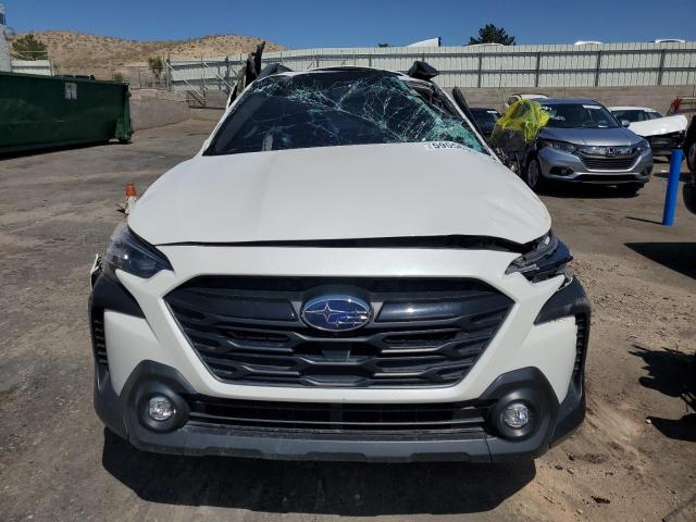  SUBARU OUTBACK 2024 Белый