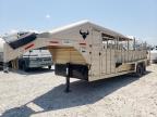 2023 Rawmaxx Sbx-24-27K Livestock Trailer продається в Haslet, TX - Top/Roof