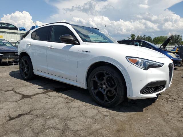  ALFA ROMEO STELVIO 2023 Білий
