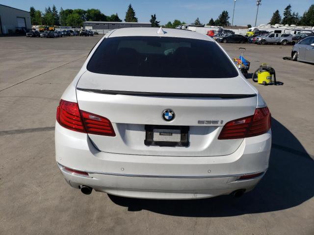  BMW 5 SERIES 2016 Белый