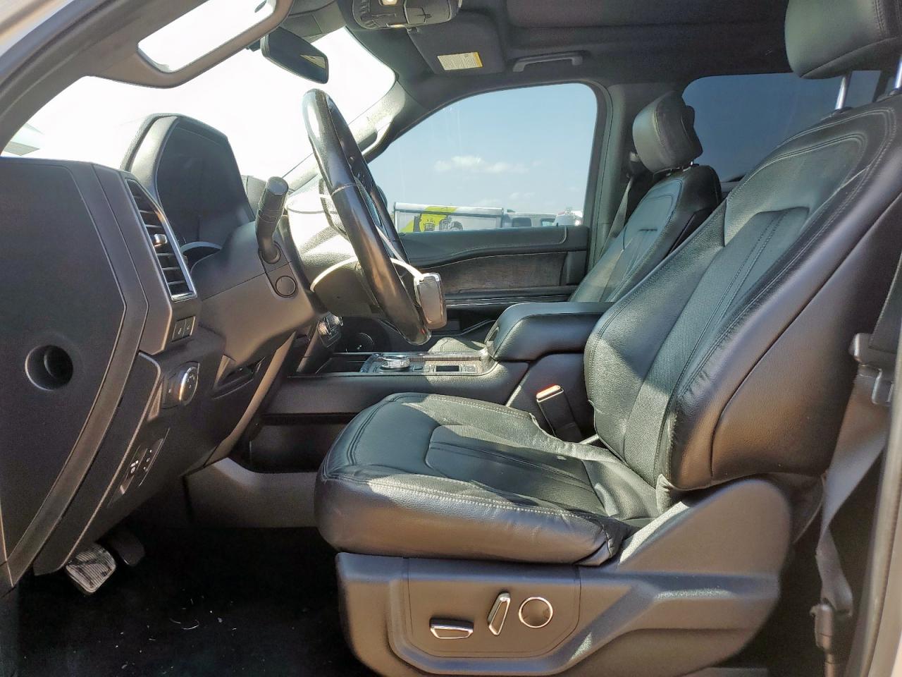 2020 Ford Expedition Max Limited VIN: 1FMJK1KT7LEA12404 Lot: 61289255
