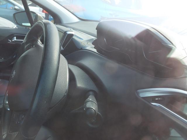 2013 PEUGEOT 208 INTUIT