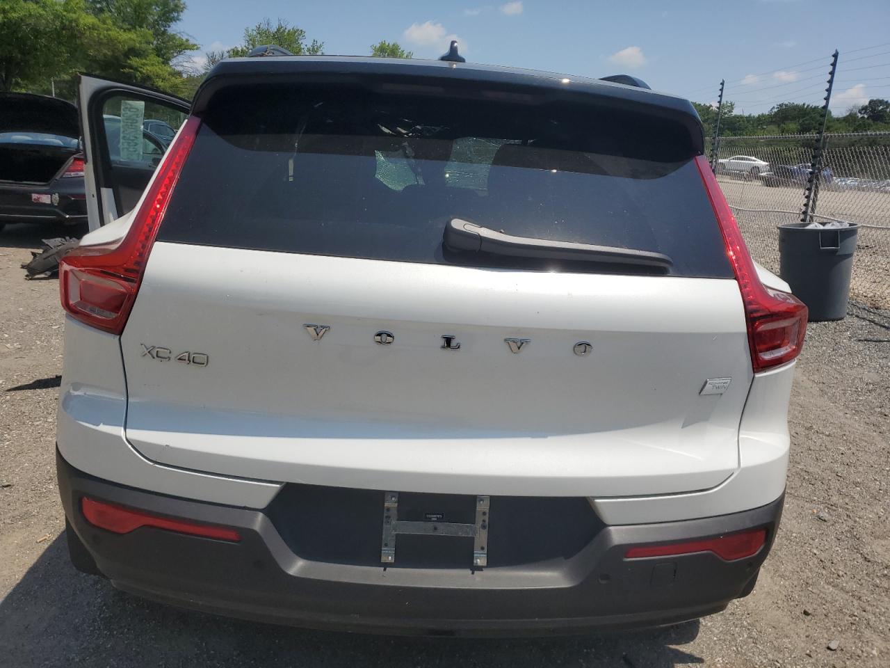 2022 Volvo Xc40 P8 Recharge Ultimate VIN: YV4ED3UB1N2718754 Lot: 62062355