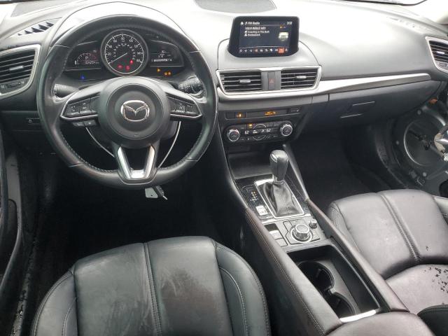  MAZDA 3 2018 Silver