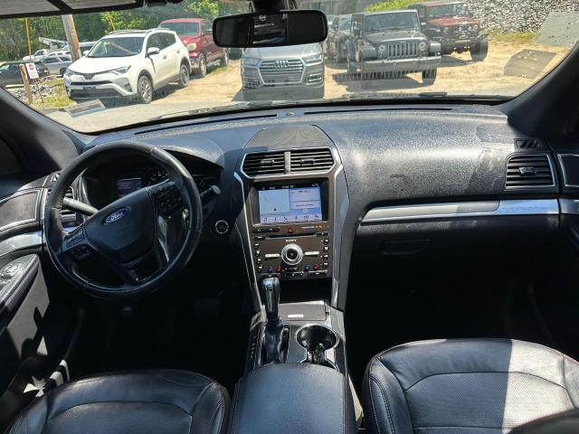  FORD EXPLORER 2018 Czarny