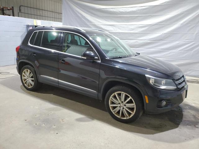 Parquets VOLKSWAGEN TIGUAN 2012 Black