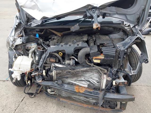 2014 VOLKSWAGEN TOURAN SE